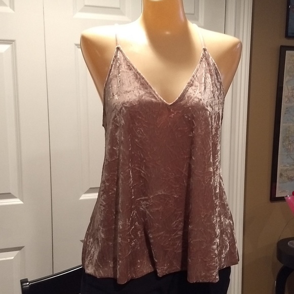 Mossimo Supply Co. Tops - NWT  Mossimo tank top size small